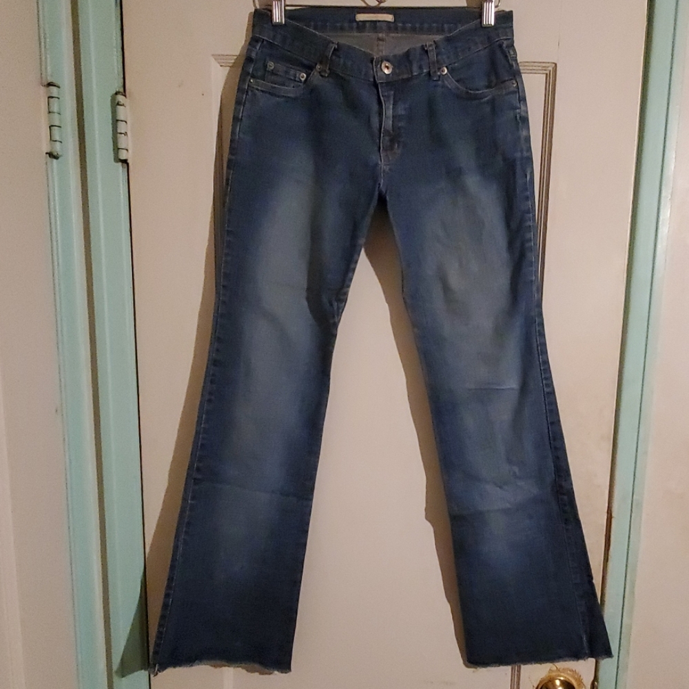 Wide leg fringe bottom jeans SIZE LARGE